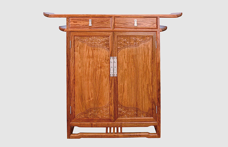 北辰观云潮家庭中式装修实木玄关柜效果图
